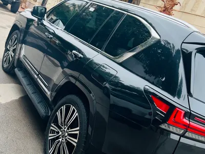 2024 لكزس إل إكس 600