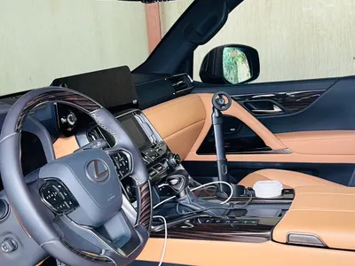 2024 لكزس إل إكس 600