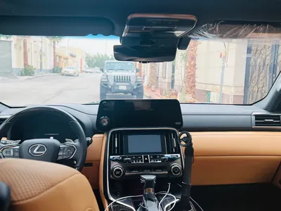 2024 لكزس إل إكس 600