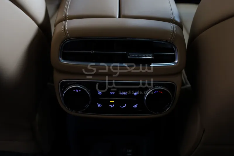 2022 جينيسيس جي في 80