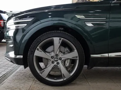 2022 جينيسيس جي في 80