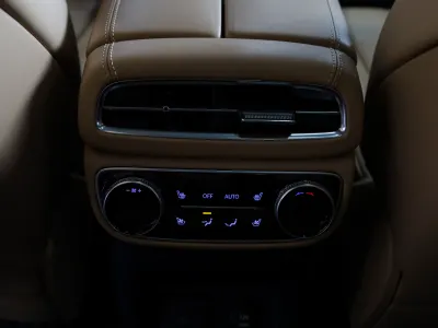 2022 جينيسيس جي في 80