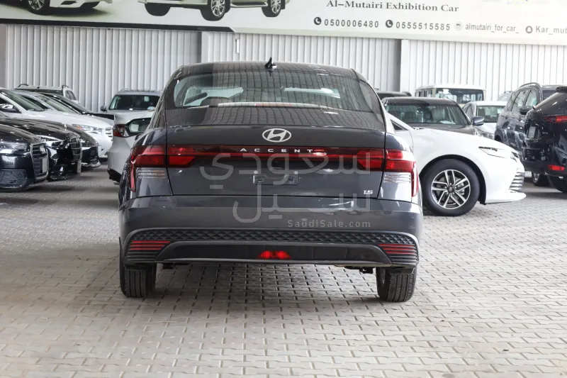 2024 هيونداي اكسنت