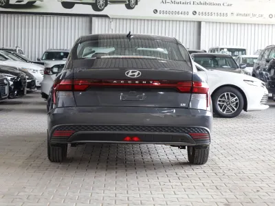 2024 هيونداي اكسنت