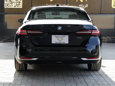 2026 بي ام دبليو الفئة الخامسة 520 أي