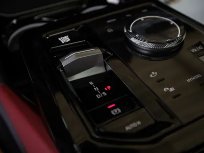 2026 بي ام دبليو الفئة الخامسة 520 أي