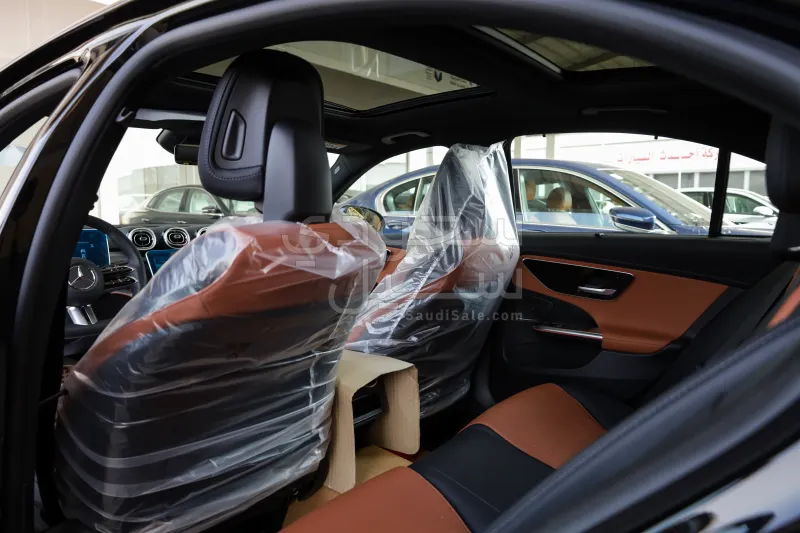 2025 مرسيدس - بنز سي 200