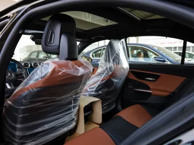 2025 مرسيدس - بنز سي 200