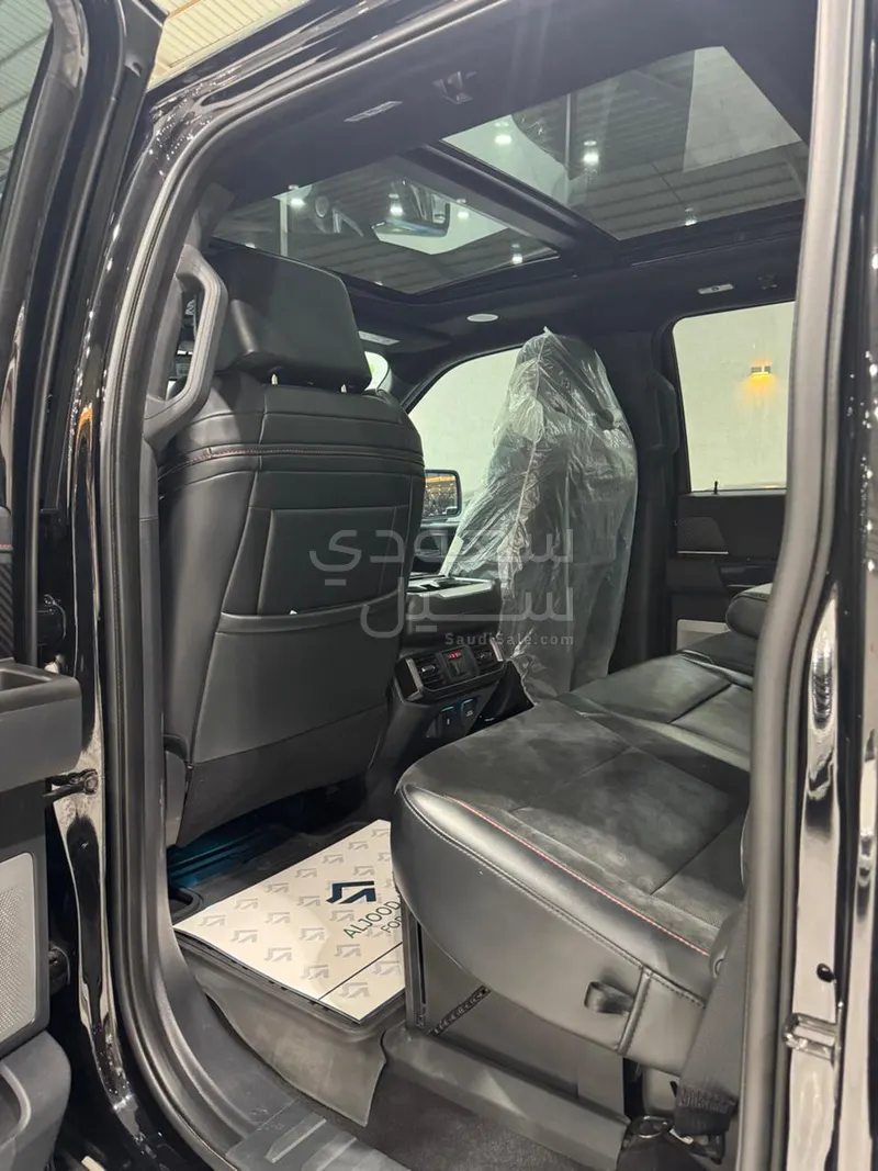 2023 فورد اف 150 رابتور ار