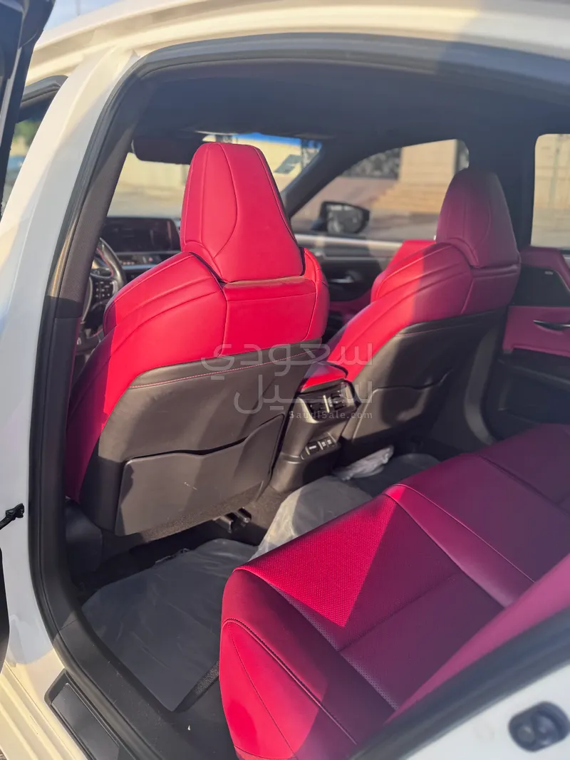 2020 لكزس إي إس 350 اف سبورت