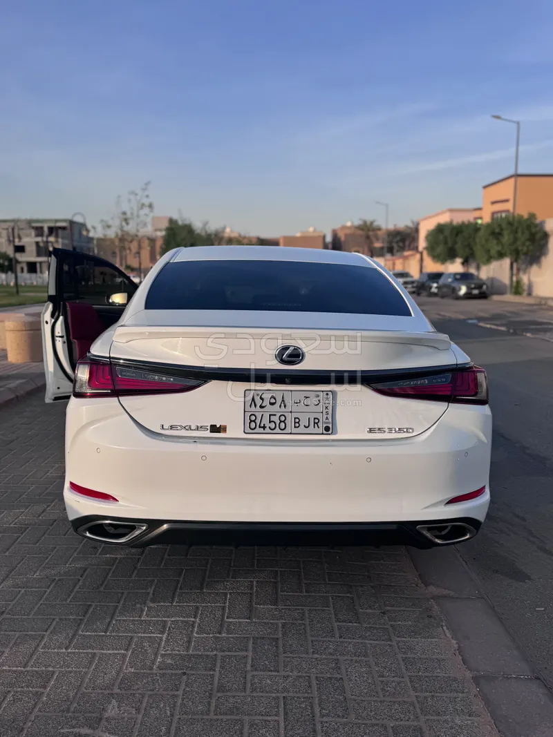 2020 لكزس إي إس 350 اف سبورت