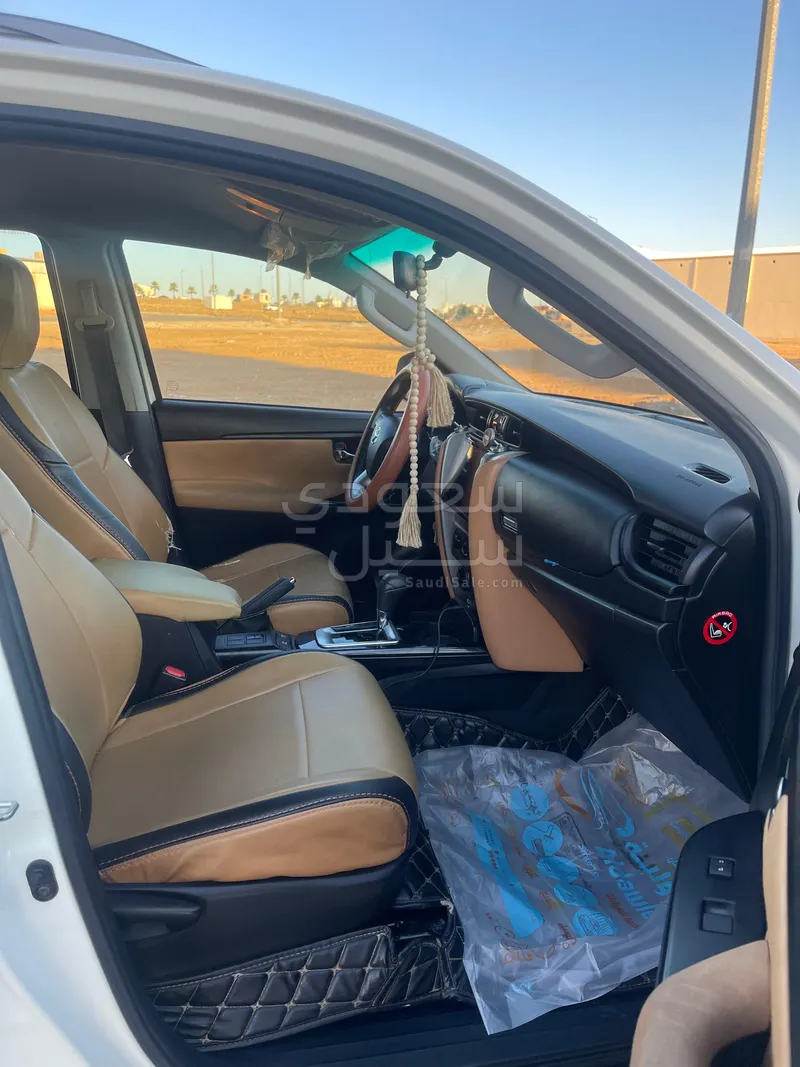 2021 تويوتا فورشنر جي اكس