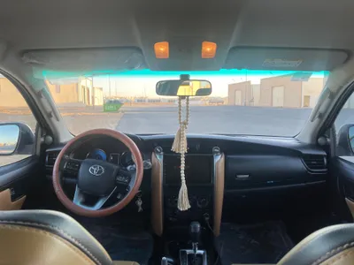 2021 تويوتا فورشنر جي اكس