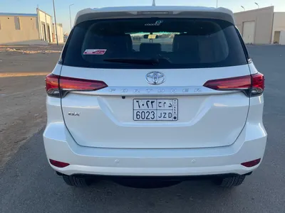 2021 تويوتا فورشنر جي اكس