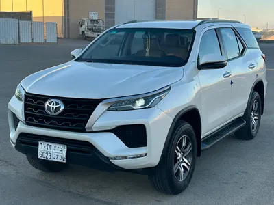 2021 تويوتا فورشنر جي اكس