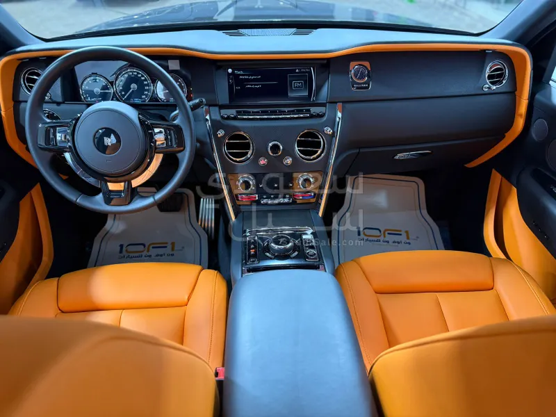 2023 Rolls-Royce Cullinan Silver Badge