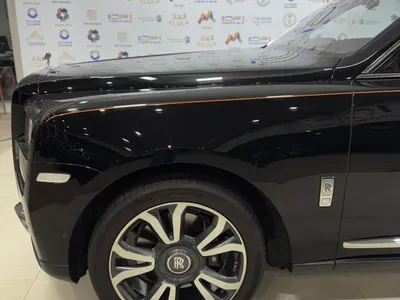 2023 Rolls-Royce Cullinan Silver Badge