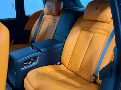 2023 Rolls-Royce Cullinan Silver Badge