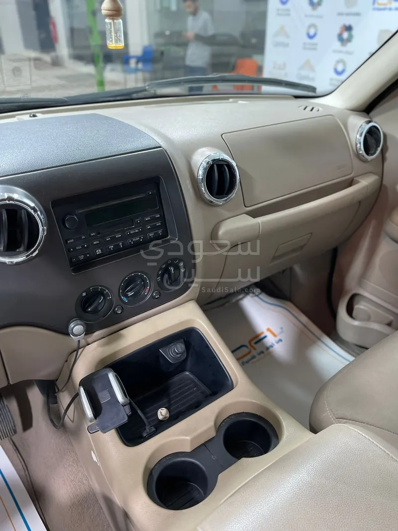 2006 فورد اكسبيديشن اكس ال تي