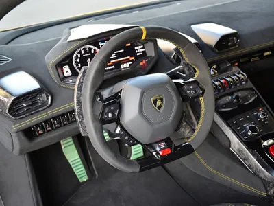 2018 لمبرجيني هوراكان بيرفورمانت