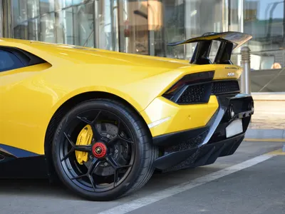 2018 لمبرجيني هوراكان بيرفورمانت