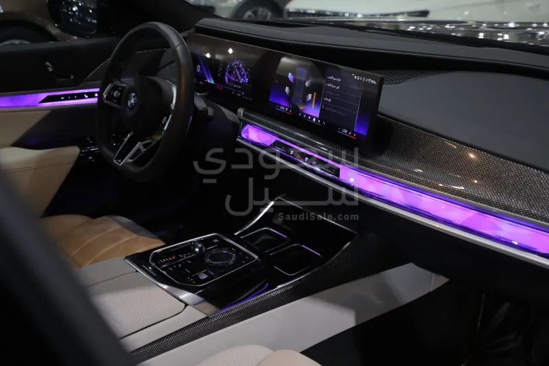2025 BMW 7 Series 740i