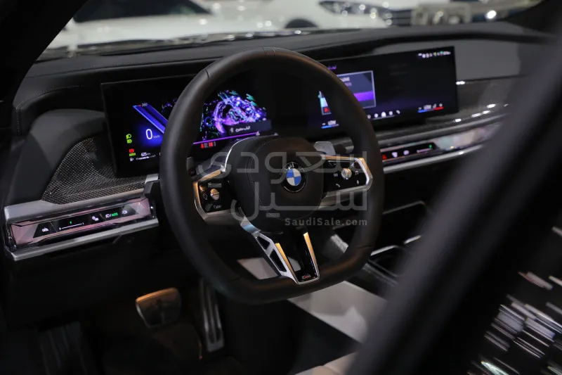 2025 BMW 7 Series 740i