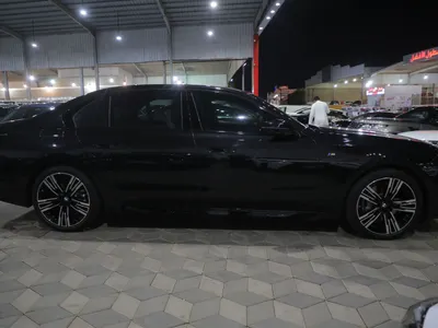 2025 BMW 7 Series 740i