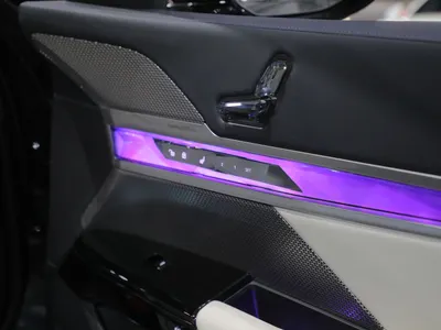 2025 BMW 7 Series 740i