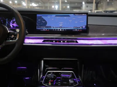 2025 BMW 7 Series 740i