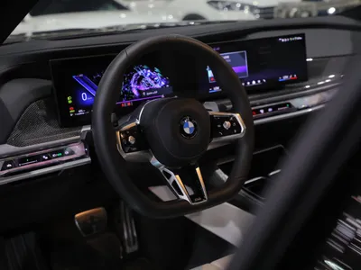 2025 BMW 7 Series 740i