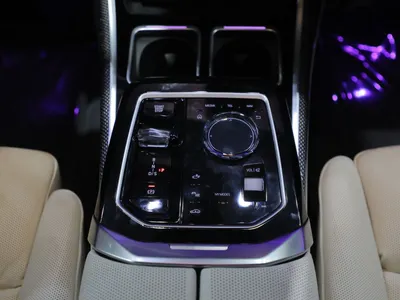 2025 BMW 7 Series 740i