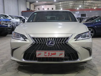 2022 لكزس إي إس 300إتش