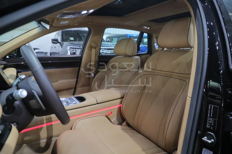 2025 جينيسيس جي 90