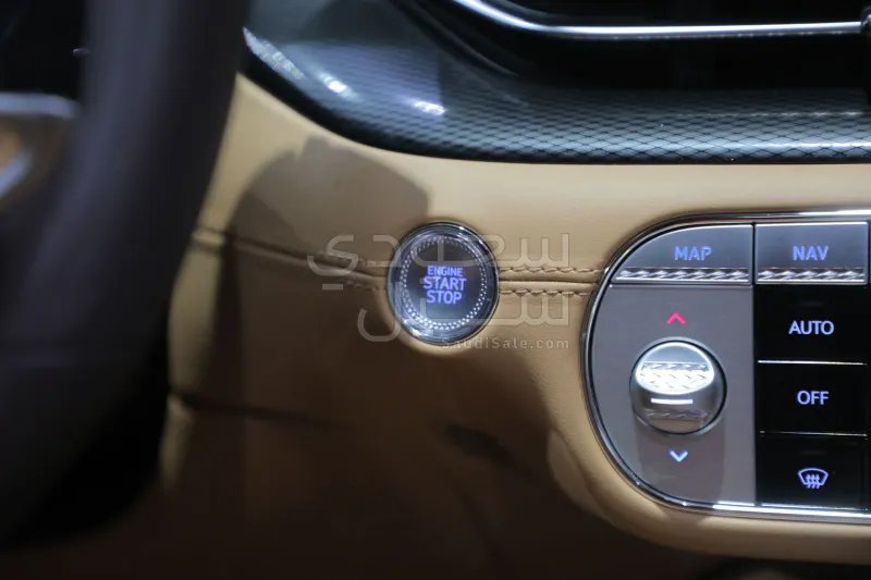 2025 جينيسيس جي 90