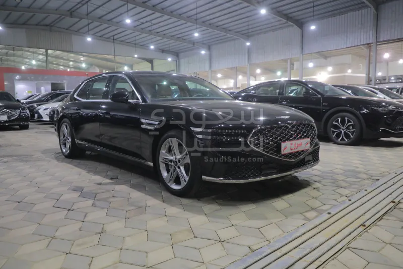 2025 جينيسيس جي 90