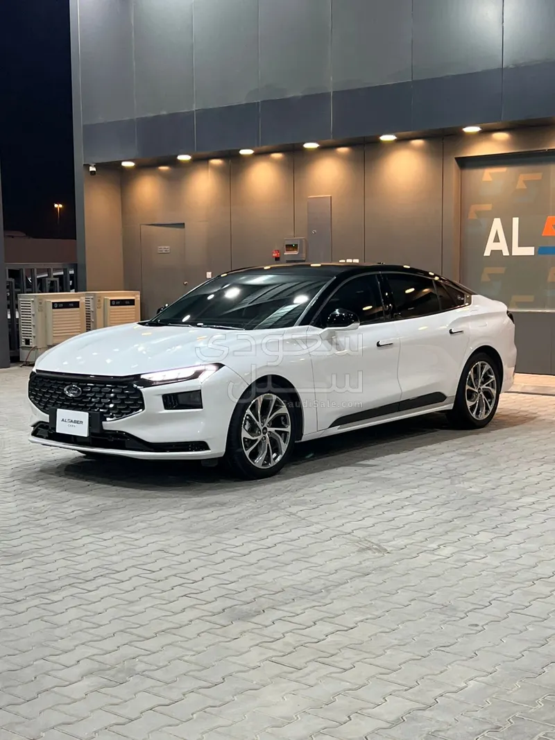 2024 Ford Taurus Titanium