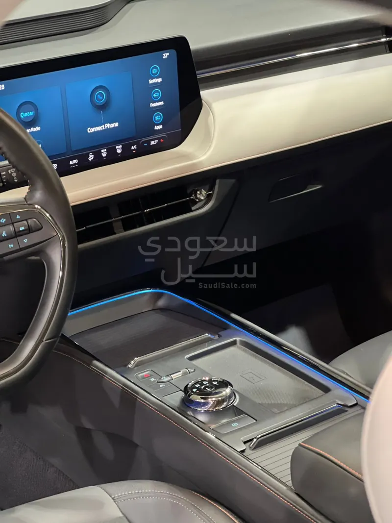 2024 Ford Taurus Titanium