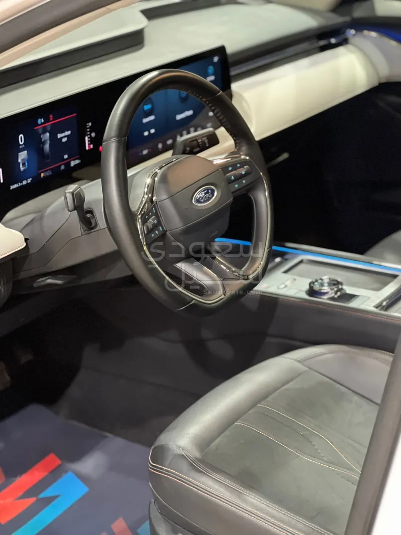 2024 Ford Taurus Titanium