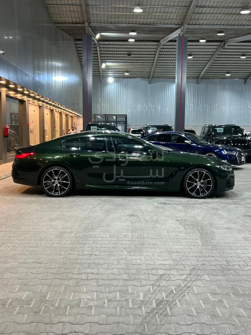 2023 BMW 8 Series 840i