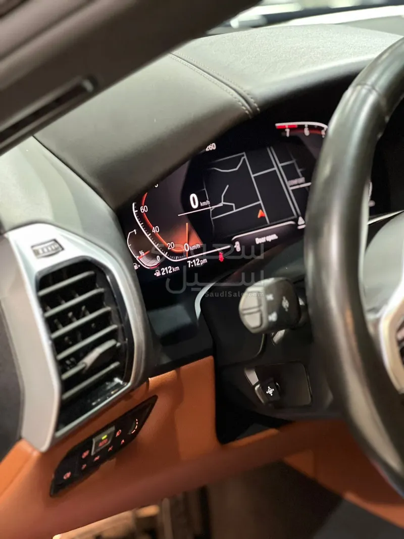 2023 BMW 8 Series 840i