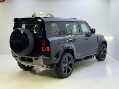 2025 لاند روفر ديفيندر اتش اس اي