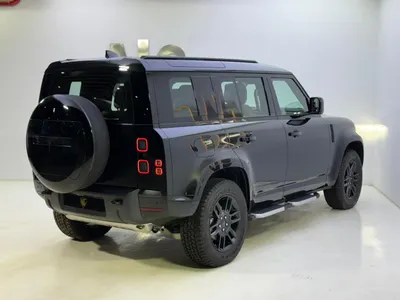 2026 Land Rover Defender X dynamic