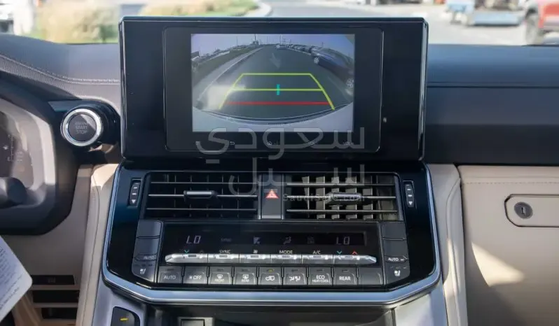 2025 تويوتا لاند كروزر جي اكس ار