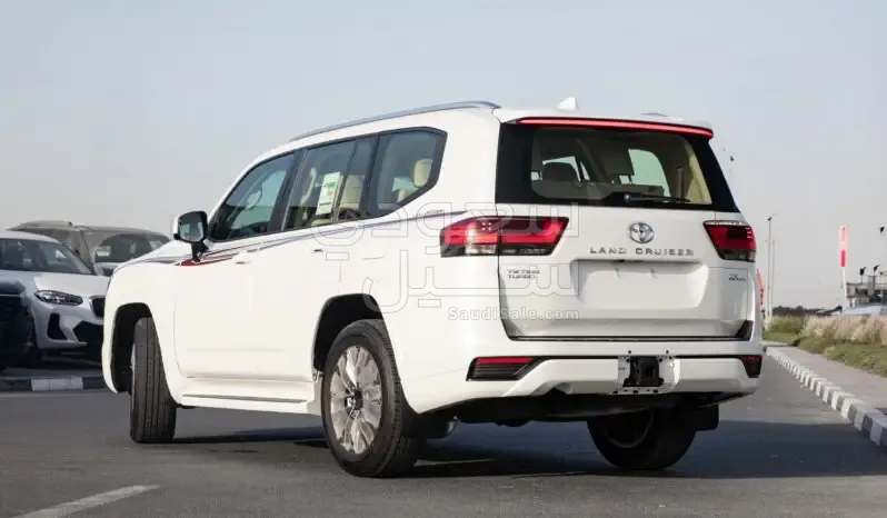 2025 تويوتا لاند كروزر جي اكس ار