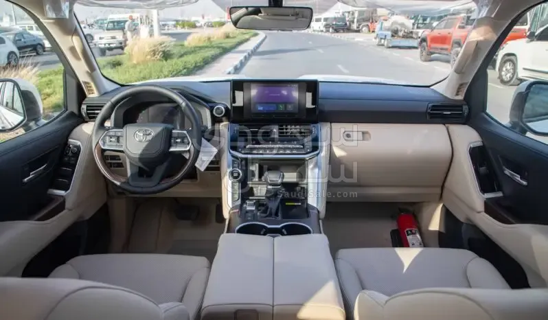 2025 تويوتا لاند كروزر جي اكس ار