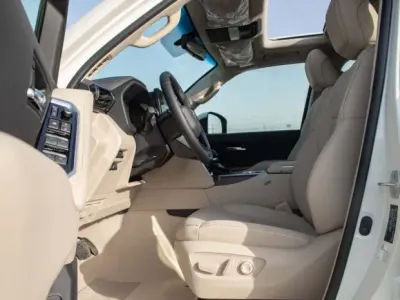 2025 تويوتا لاند كروزر جي اكس ار