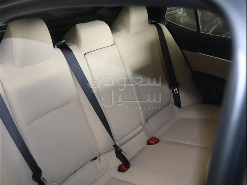 2025 تويوتا كامري