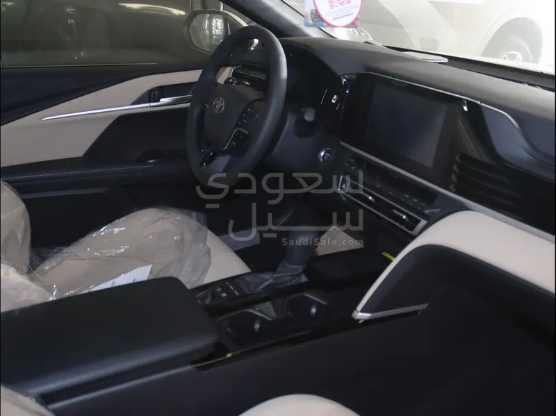 2025 تويوتا كامري