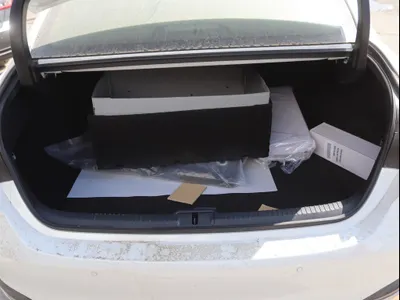 2025 لكزس إي إس 250